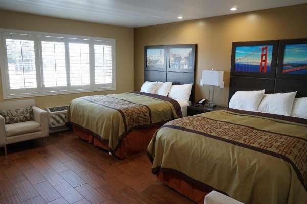 Muir Woods Lodge image 11